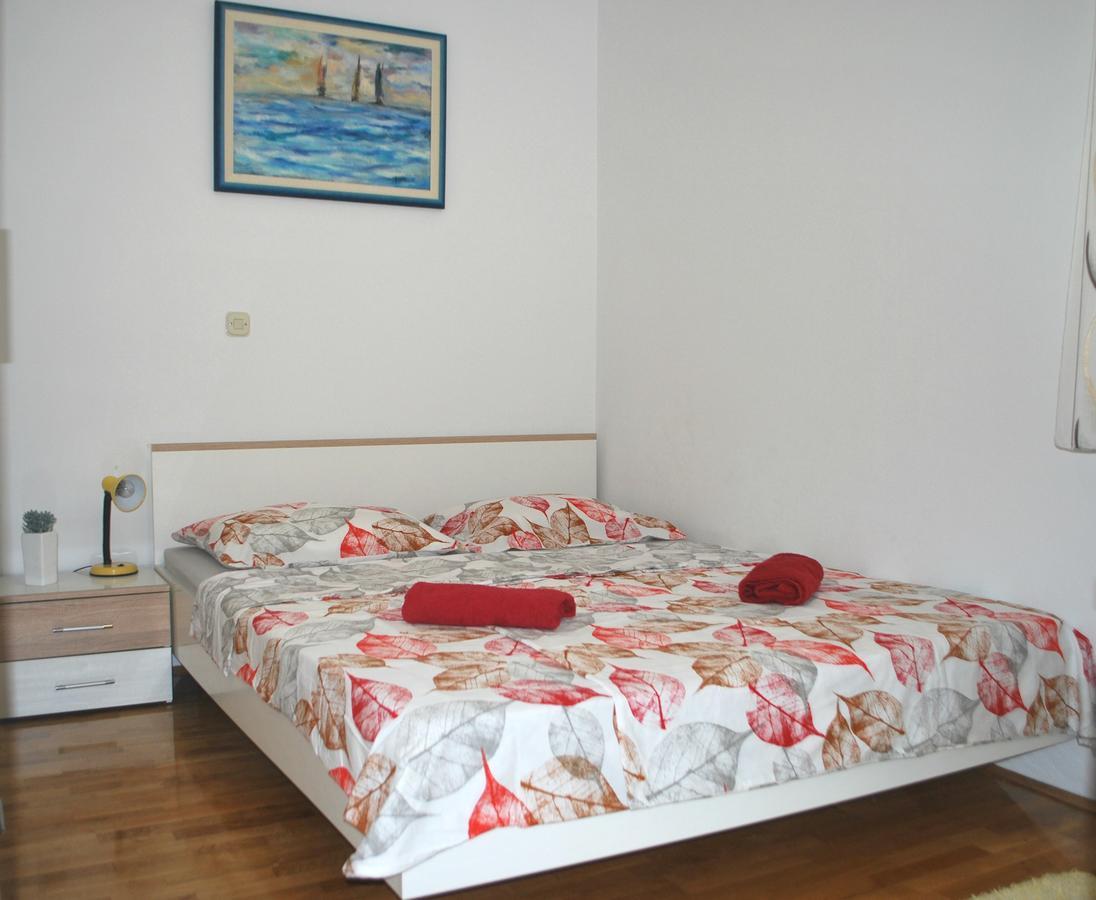 Apartment Dalmatia Makarska Exteriör bild