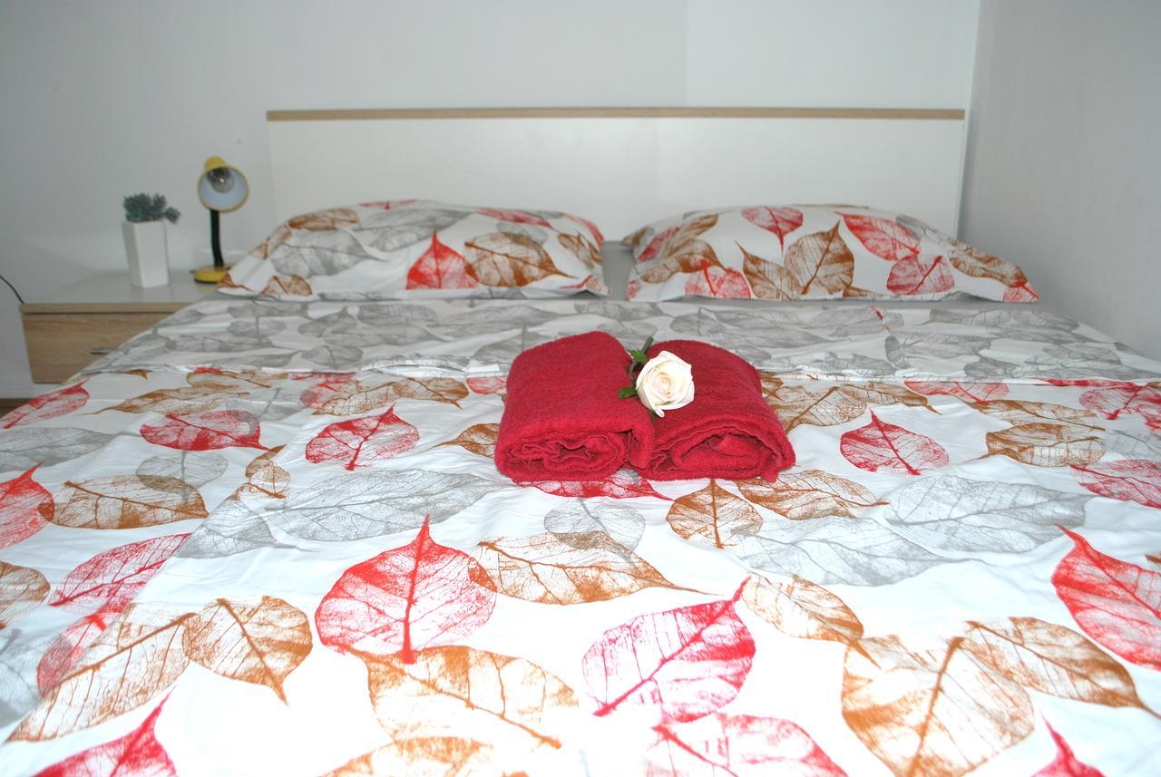 Apartment Dalmatia Makarska Exteriör bild