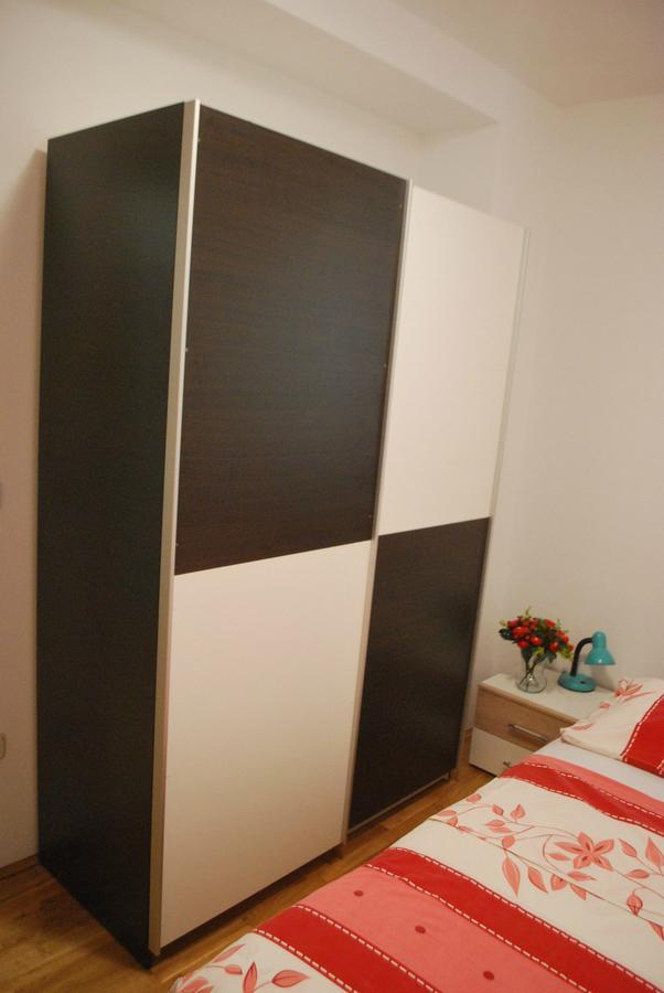 Apartment Dalmatia Makarska Exteriör bild