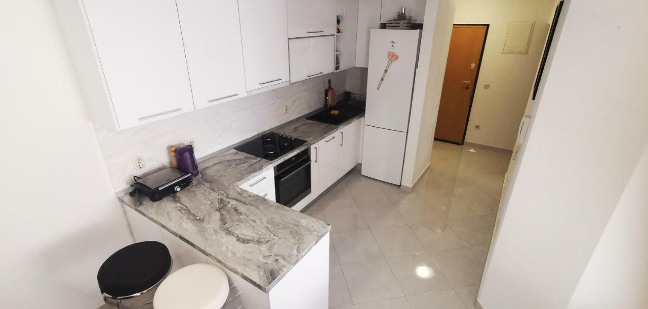 Apartment Dalmatia Makarska Exteriör bild