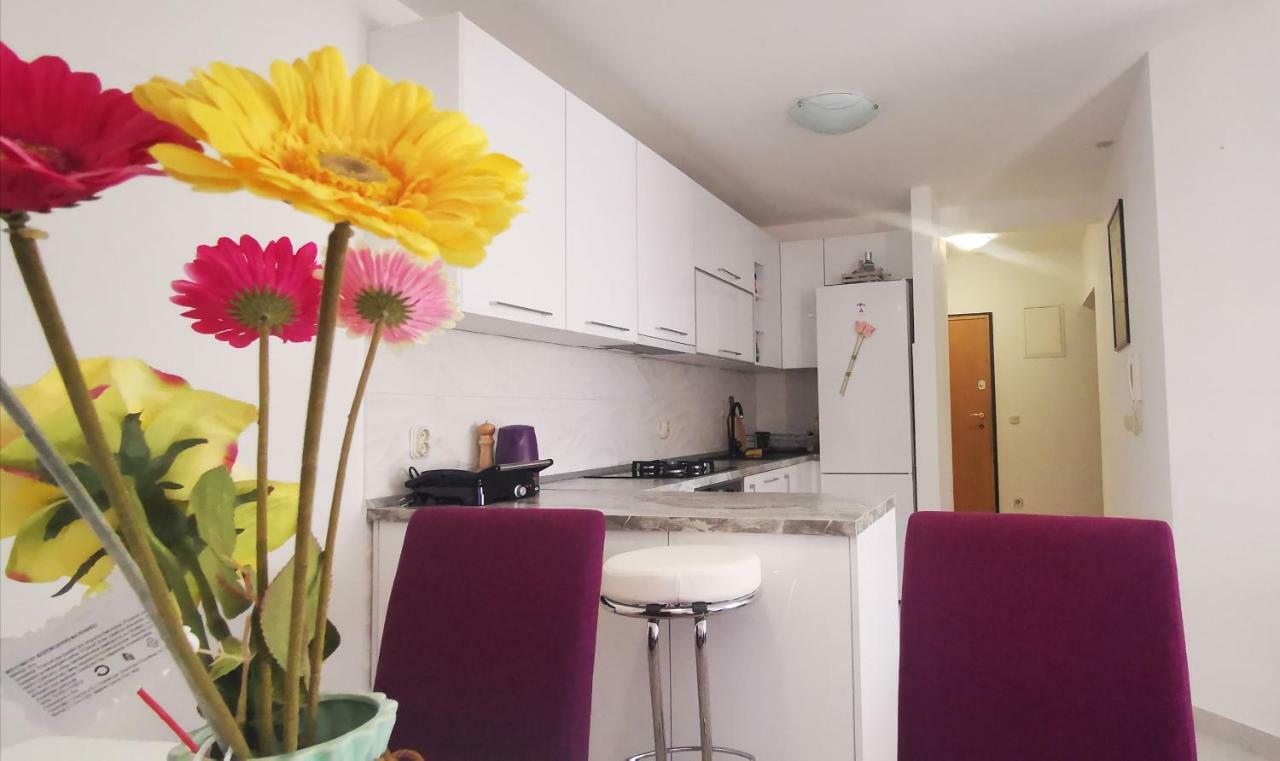 Apartment Dalmatia Makarska Exteriör bild